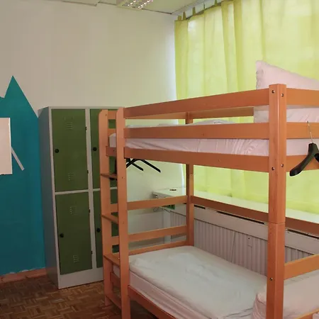 Bed 2 Am Kurfurstendamm Albergue